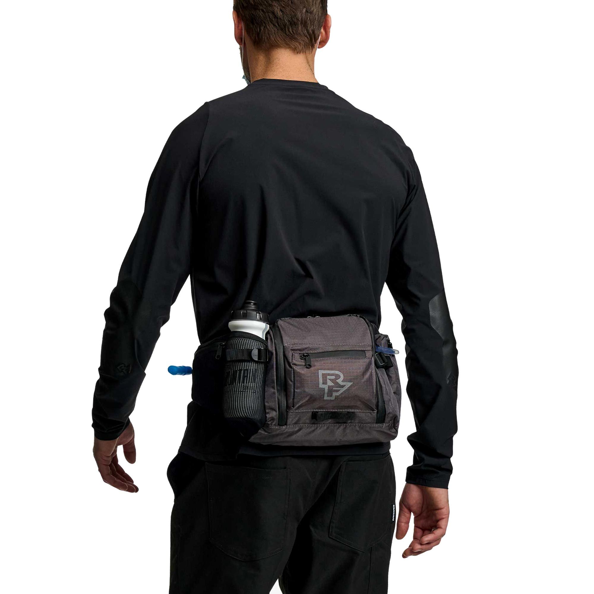 Велосумка RACE FACE Stash 3L Hip Bag-Charcoal-O/S