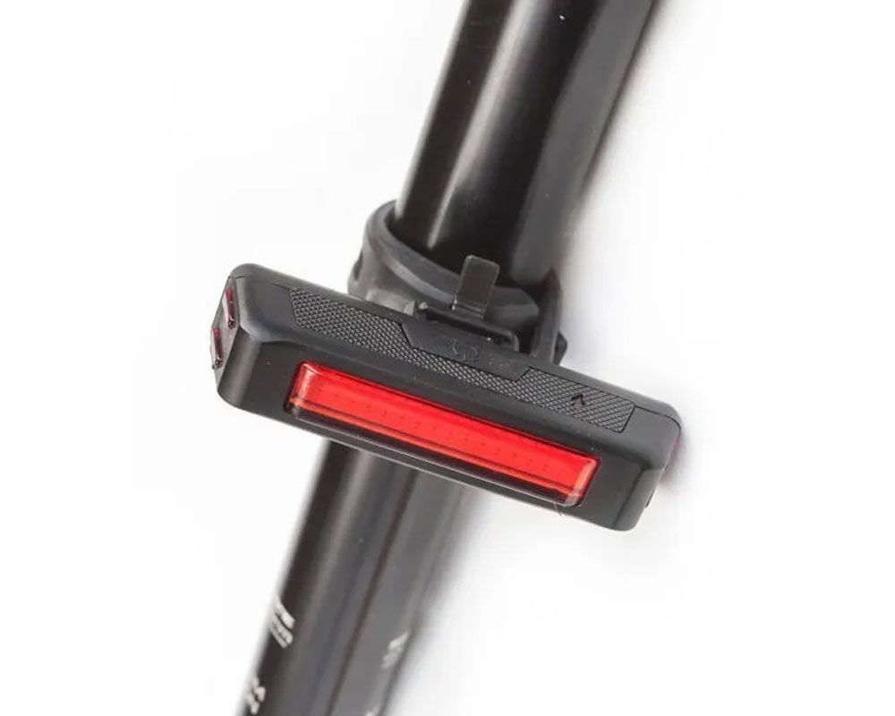 Мигалка задняя NKL-6025 NEKO (USB зарядка) 65 люмен