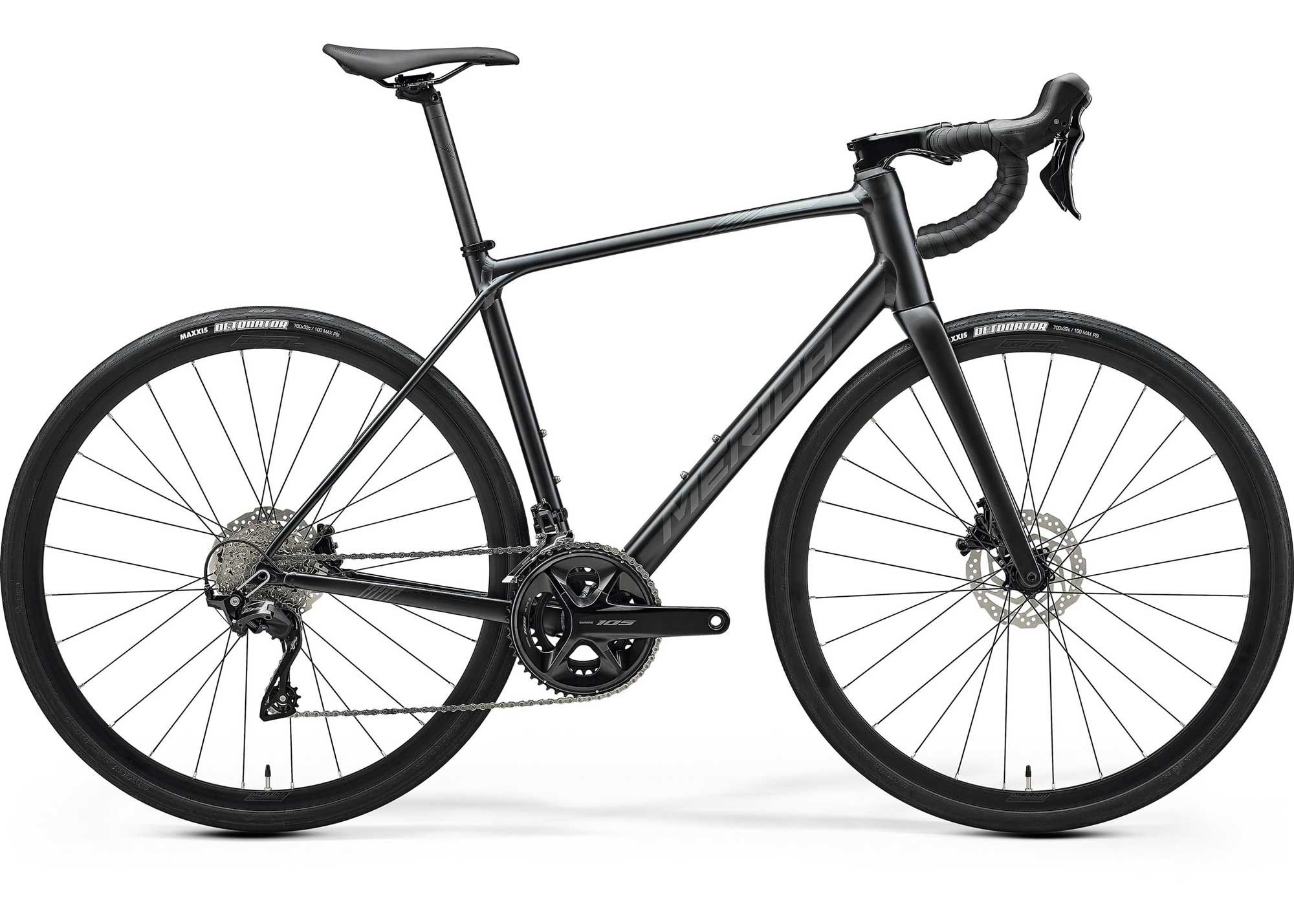 Велосипед 28 Merida SCULTURA ENDURANCE 400 (2025) рама - 4S Silk Black (Dark Silver)