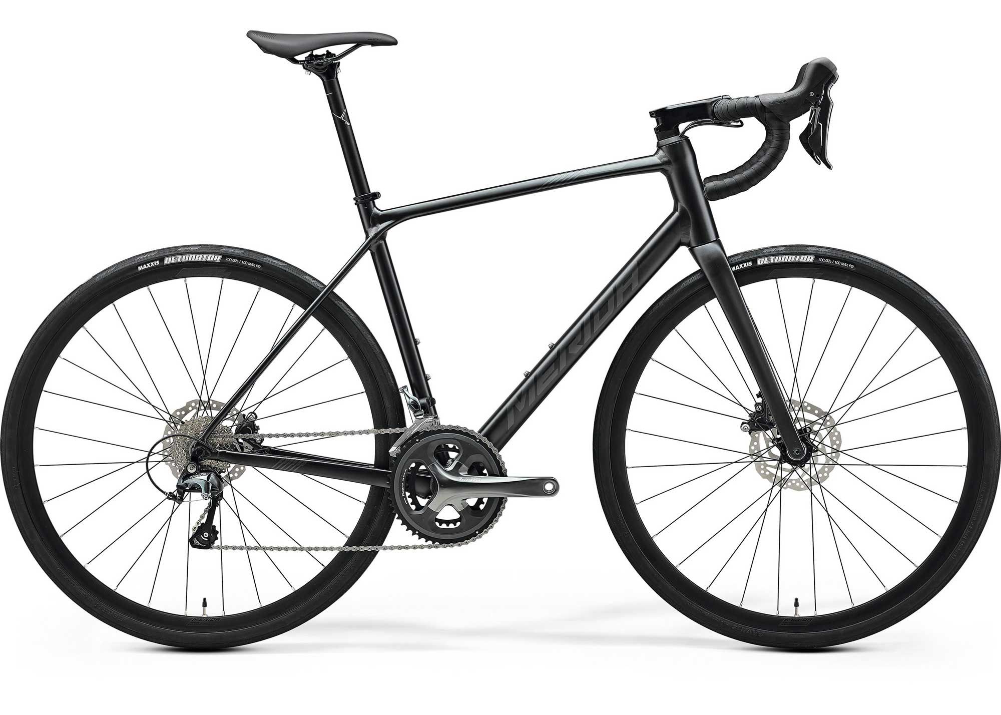Велосипед 28 Merida SCULTURA ENDURANCE 300 (2025) рама - S Silk Black (Dark Silver)