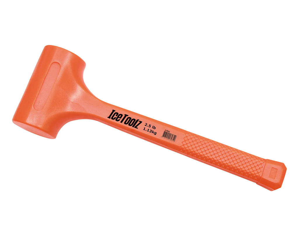 Молоток Ice Toolz 17N1 гумовий
