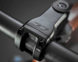 Винос MERIDA TEAM CC III чорний, 31,8 мм, 70 мм, Кут: 6°, Алюмінієвий, Flattop Design, з кріпленням Garmin