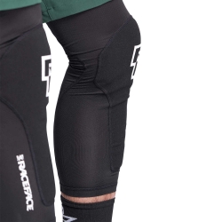 Захист коліна RACE FACE Charge Knee-Stealth-M