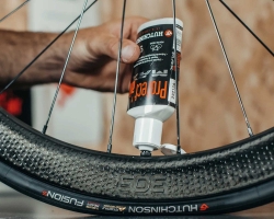 Герметик рідкий HUTCHINSON PROTECT'AIR  MAX 120 ML