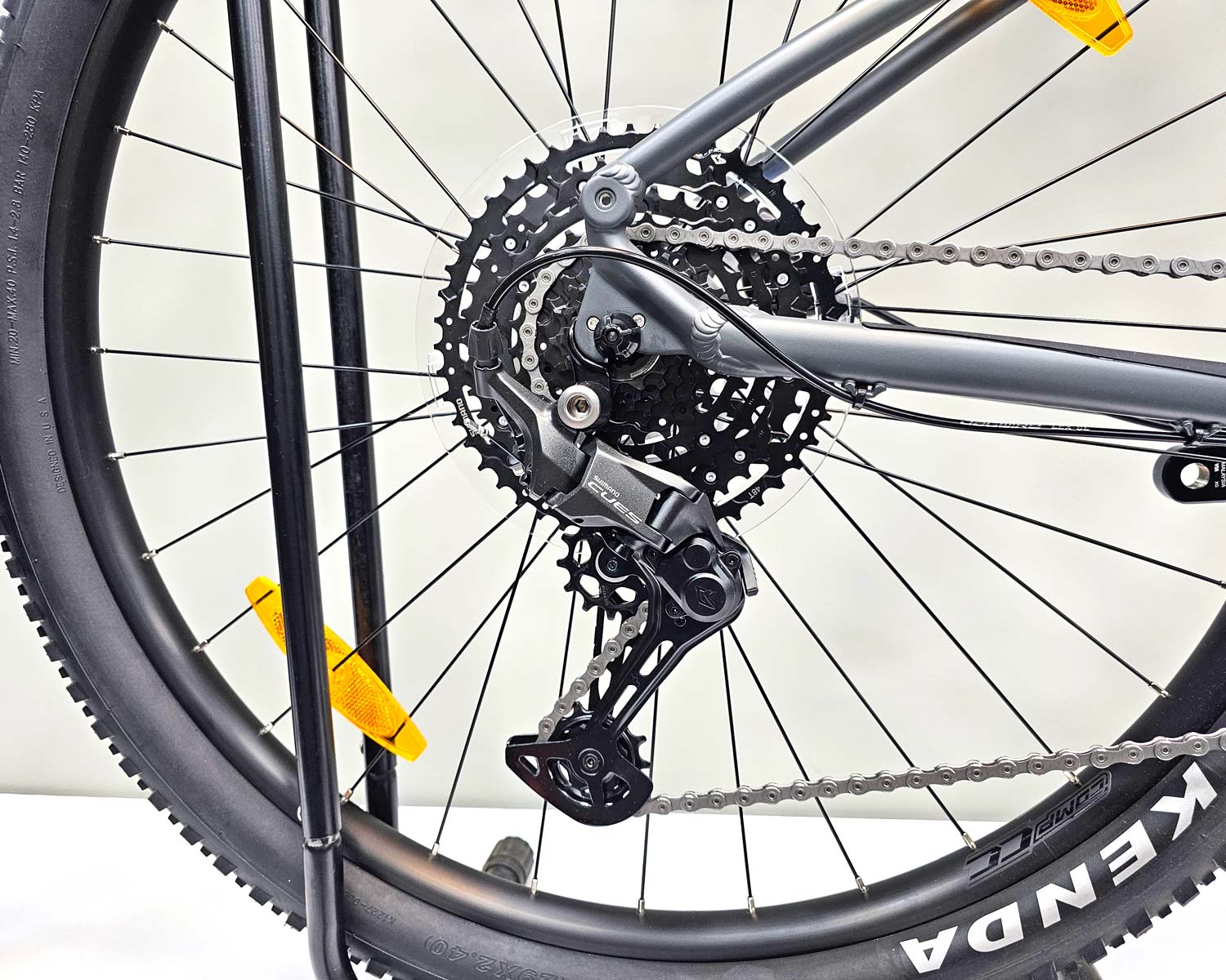 Трансмісія Shimano CUES