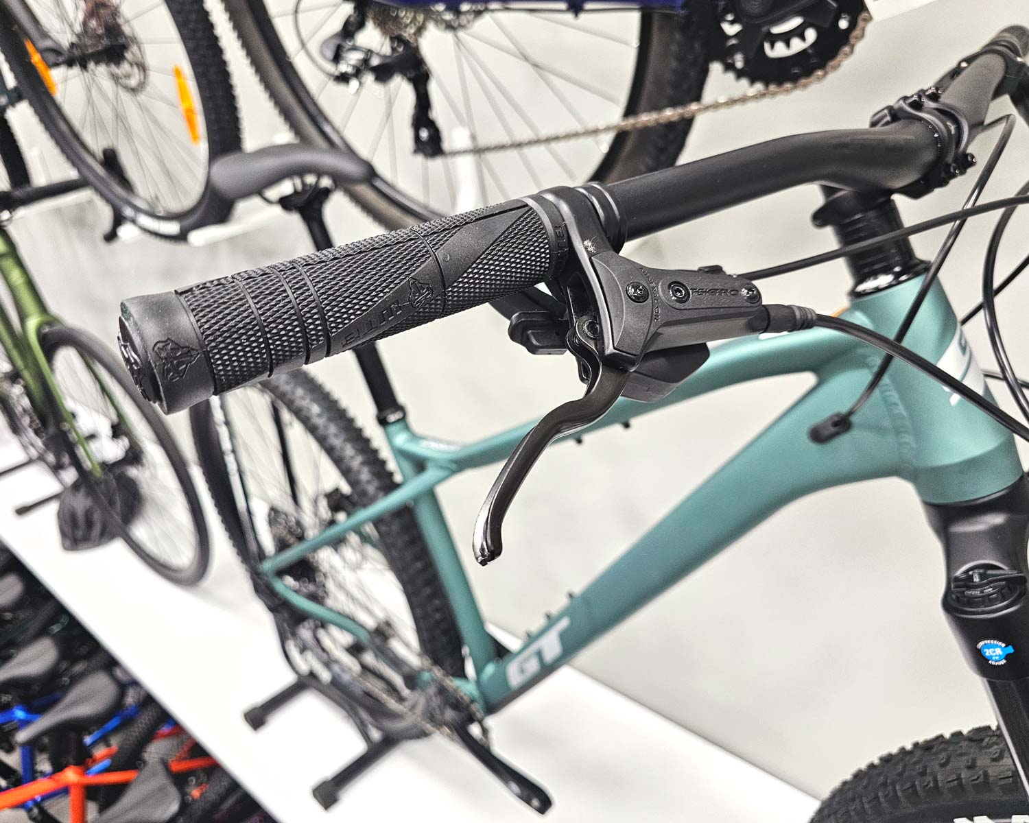 Гальма Tektro M275