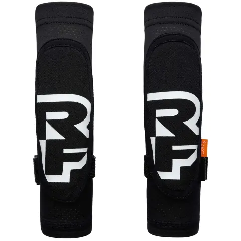 Защита локтя RACE FACE Sendy Elbow-Stealth-S