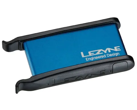 Набор латок с бортировочными лопатками LEZYNE LEVER KIT Голубой Y13 (2 латки + 2 лопатки)