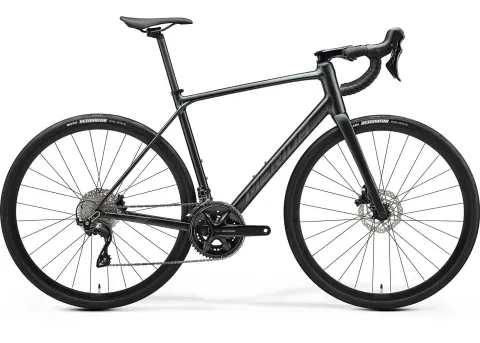 Велосипед 28" Merida SCULTURA ENDURANCE 400 (2025) рама - XXS Silk Black (Dark Silver)