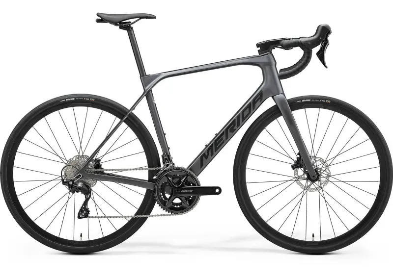 Велосипед 28" Merida SCULTURA ENDURANCE 4000 (2025) рама - L Silk Dark Silver (Black)